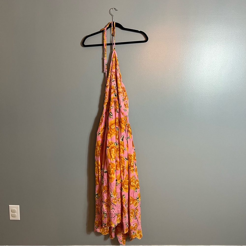 ❗️SOLD❗️Farm Rio Halter Dress in Pink Boto Chita - Picture 2 of 7
